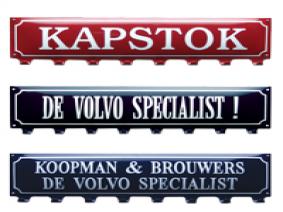 Emaille bordjes voor bij de kapstok